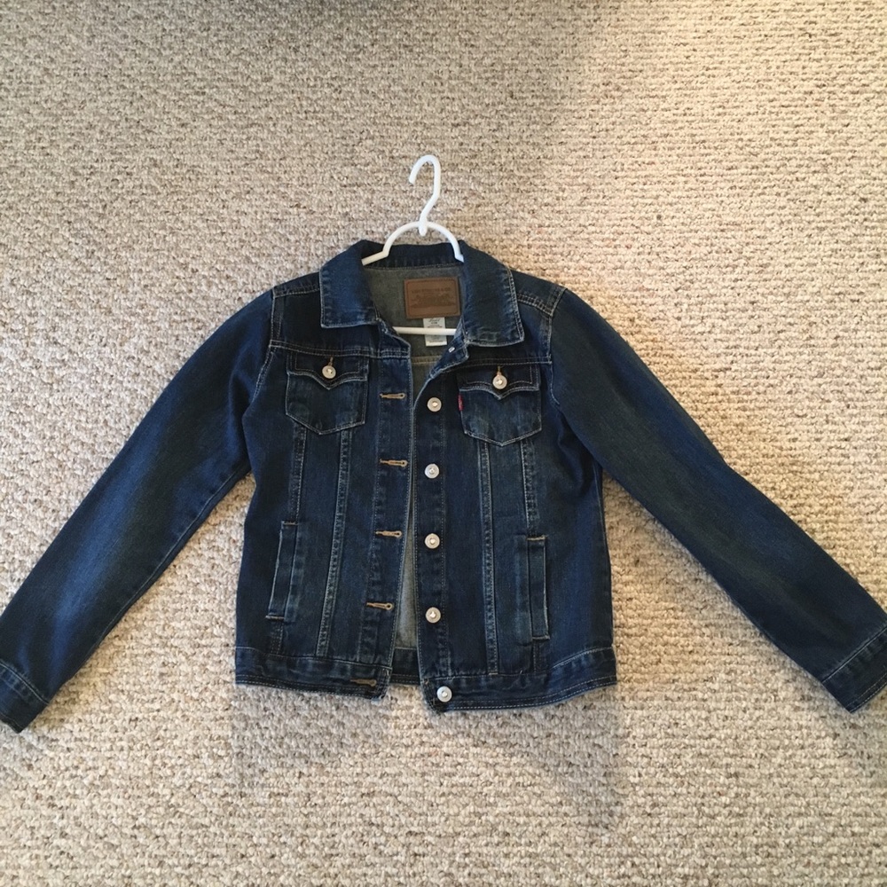 Levi’s jean jacket(kids)
